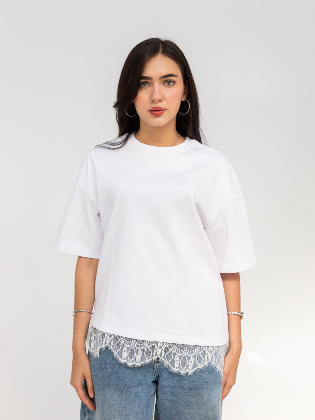 WHITE LACE TEE
