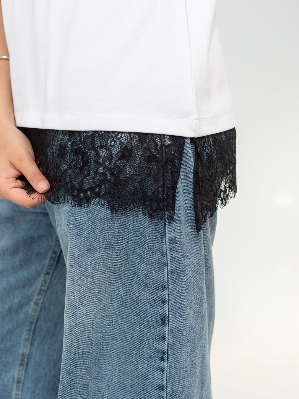 WHITE TEE - BLACK LACE