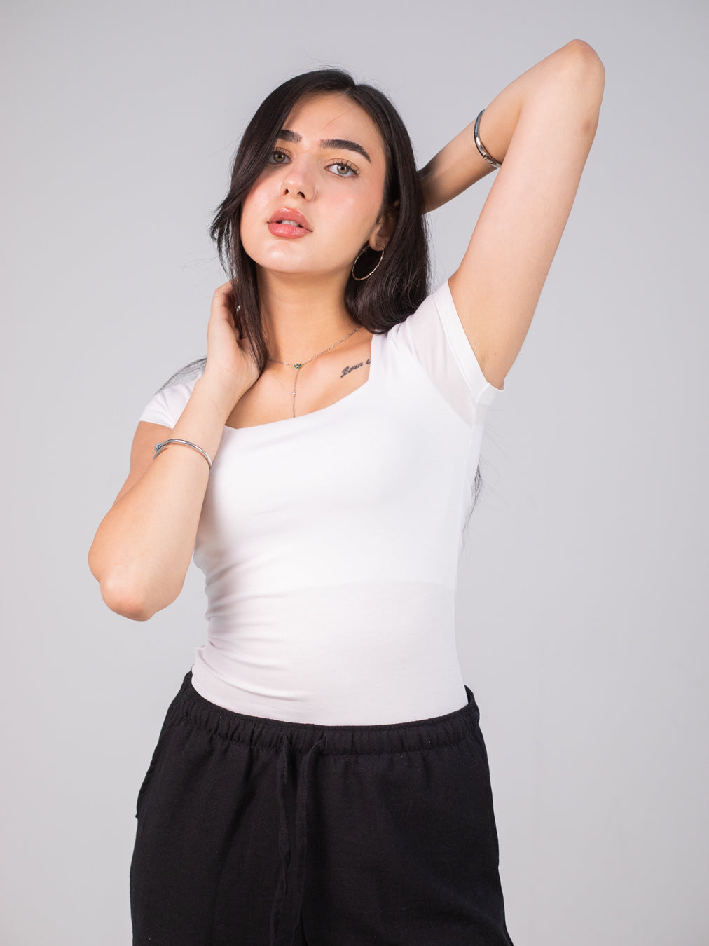 WHITE SQUARE TOP