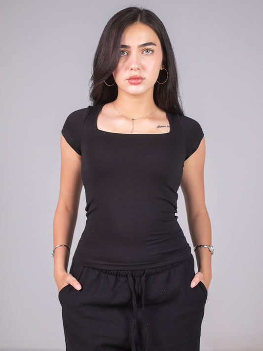 BLACK SQUARE TOP