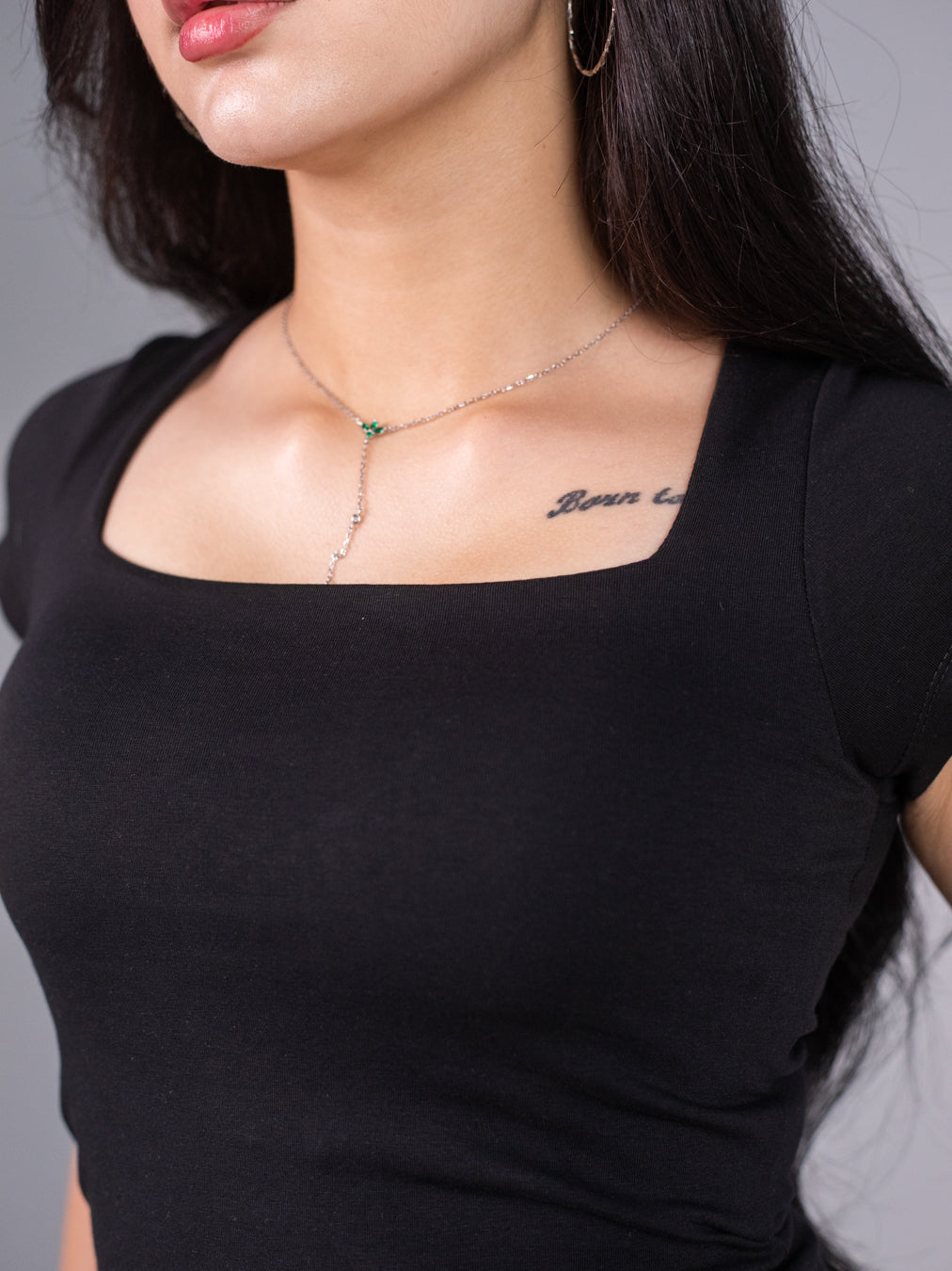 BLACK SQUARE TOP