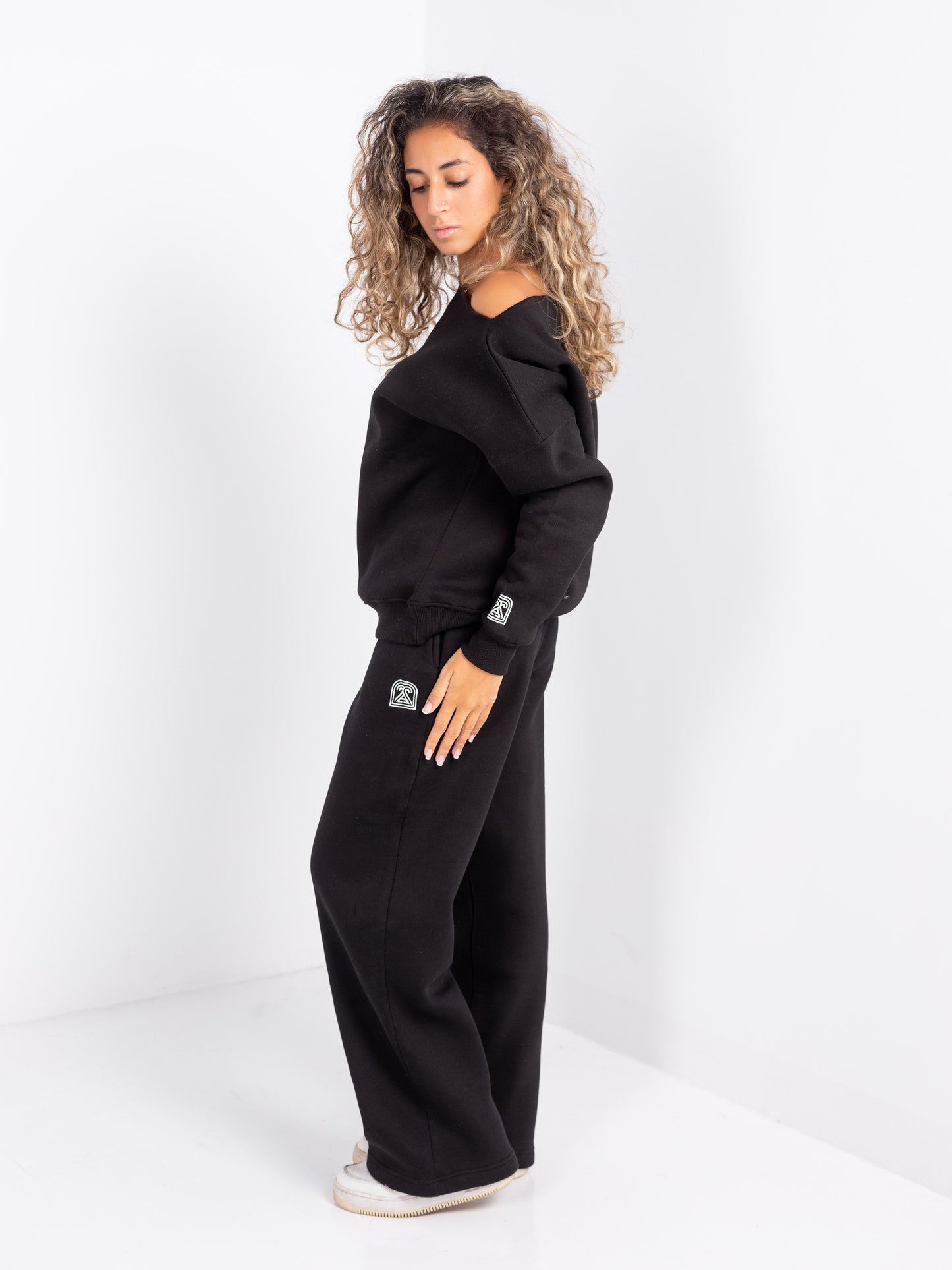 Black Off-Shoulder and Sweatpants